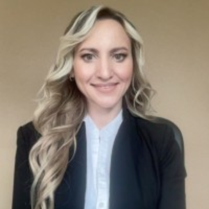 Larissa McKetton headshot